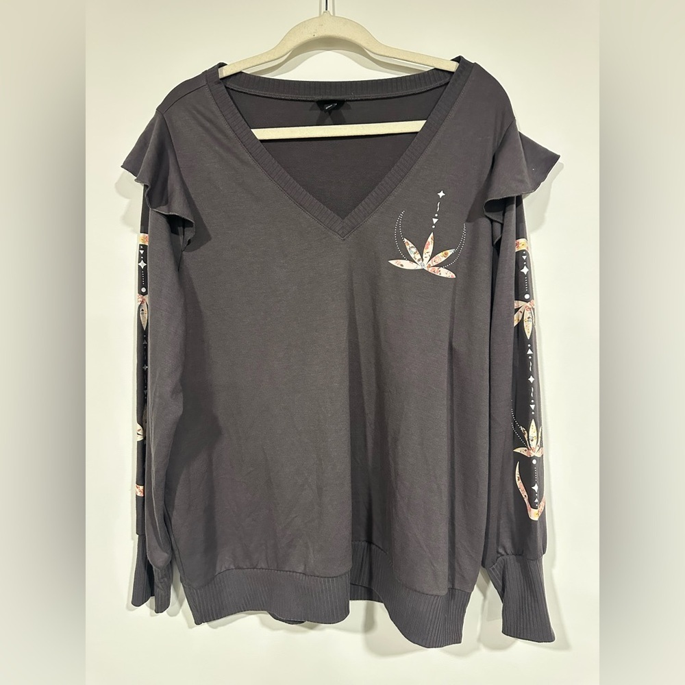 Torrid 0 Women’s Plus Ruffle Sweatshirt Lightweight French Terry Lotus Grey L